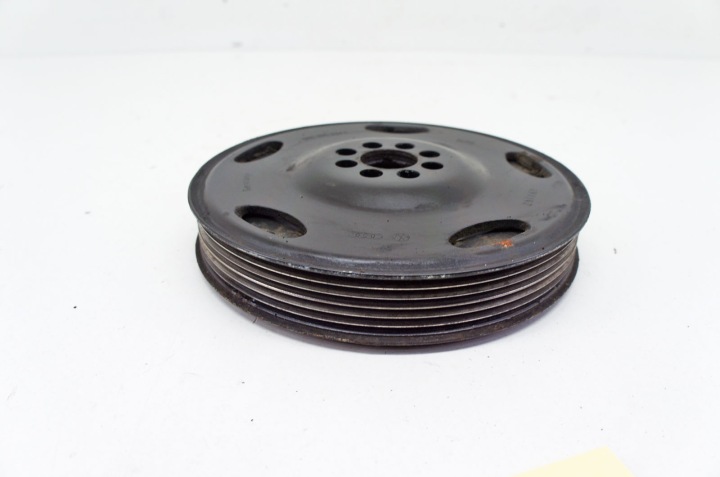 UF154 AUDI A6 C7 2.8 FSI KOLO POULIE 06E105251C AR