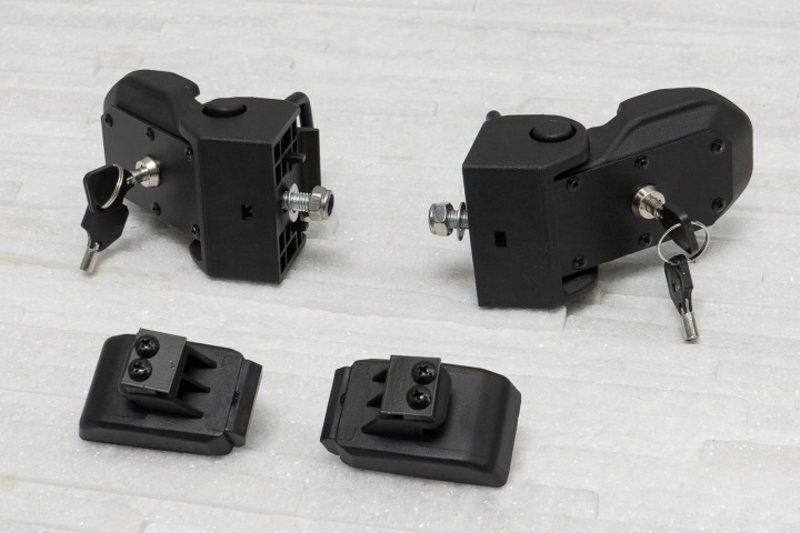 JEEP WRANGLER SERRURE LATÉRAL CAPOTS 68240952AD