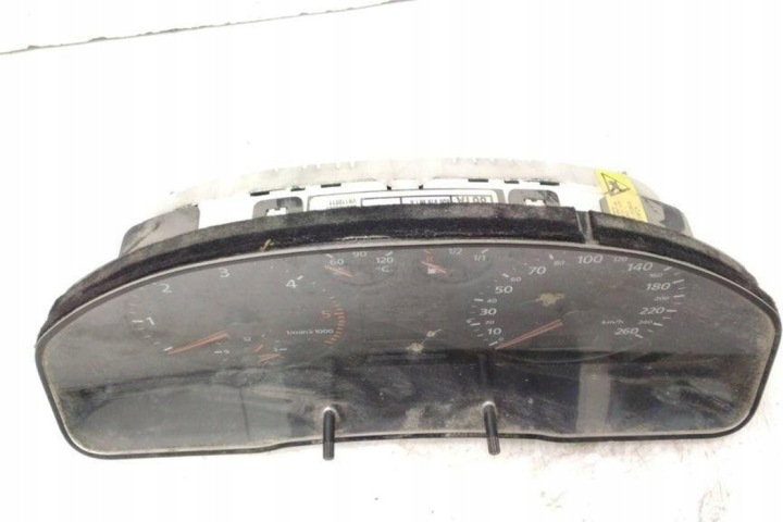 COMPTEUR AUDI A4 AVANT (8D5, B5) 8D0919861A 1.9L DIESEL 1999