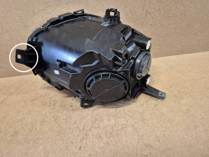 MINI COOPER F56 ORDINAIRE PHARES ANTIBROUILLARD DROIT EUROPE 7401602