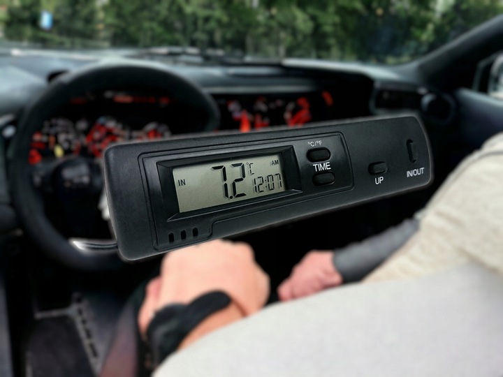 RELOJ TERMO AUTO EXTERIOR INTERIOR ELEKTRONICZNY + CINTA 