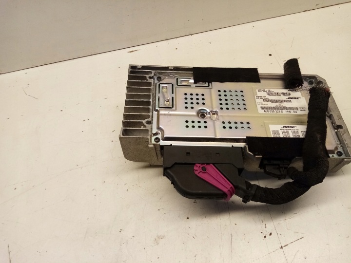 AMPLIFICATEUR AUDIO BOSE AUDI TT 8J 8J0035223D