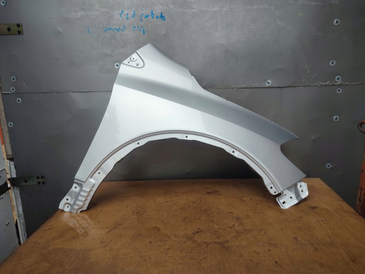 AILE AVANT DROIT SUZUKI SX4 S-CROSS JY 05.13-12.21 PEINTURE ZCC