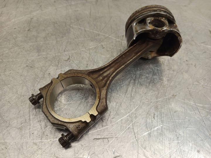 VW AUDI 1,4TSI CAV CAX CTH BLG BMY PISTON 076182