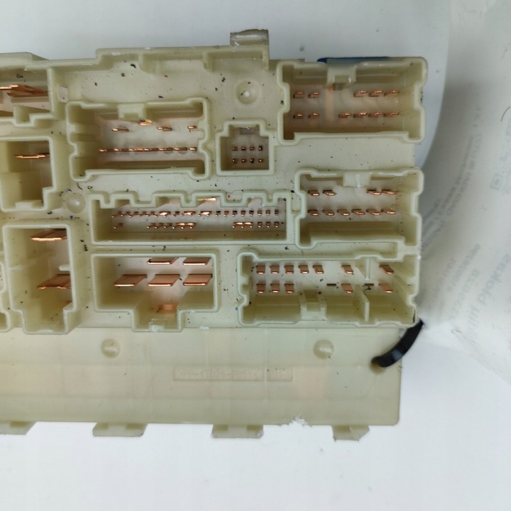 NISSAN QASHQAI J12 2024 CHÂSSIS MODULE FUSIBLES
