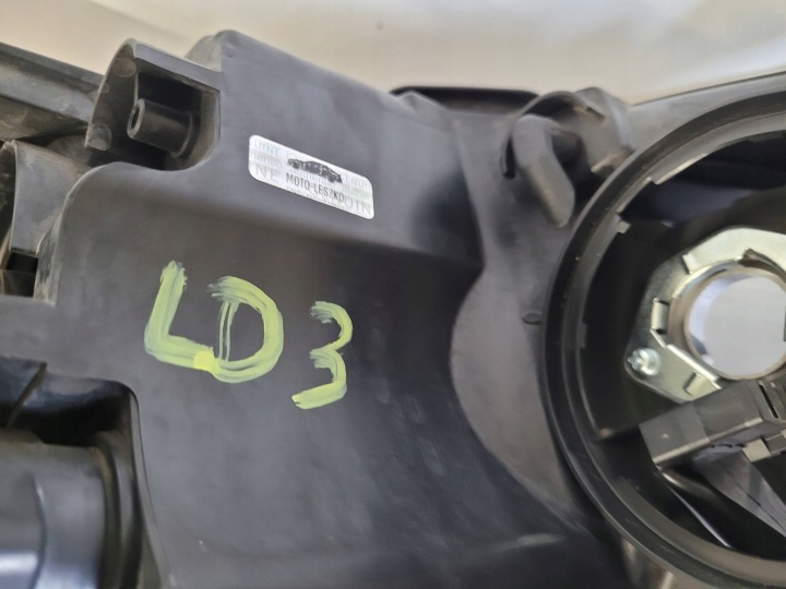 MAZDA 3 BM III LIFT PHARE GAUCHE LENTILLE ORDINAIRE GAUCHE BACS-510400