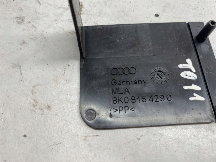 AUDI A6 S6 C7 4G AUTRE PIÈCE CARROSSERIE 8K0915429C 2014 2000CM3