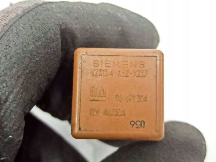 AUDI A1 2024 RELAIS