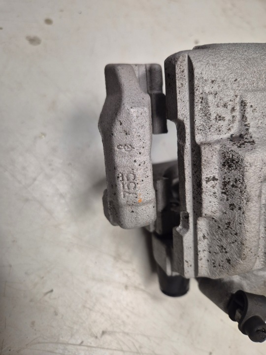 ÉTRIERS JOUG GAUCHE DROIT ARRIÈRE BMW E90 E91 E84 E87 2.0D 2.0I 300/20MM 42/20