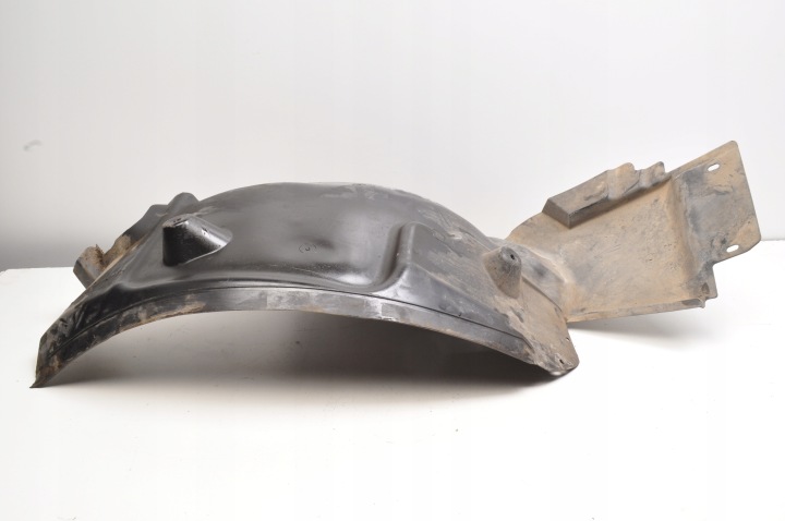 MERCEDES W213 PASSAGE DE ROUE GAUCHE AVANT A2136900530