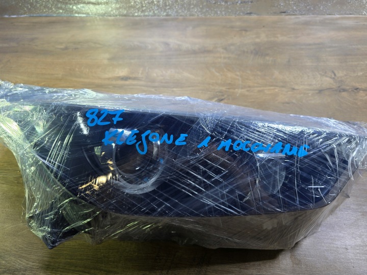 TOYOTA YARIS IV 4 PHARE AVANT AVANT DROITE LENTILLE K0-6EU