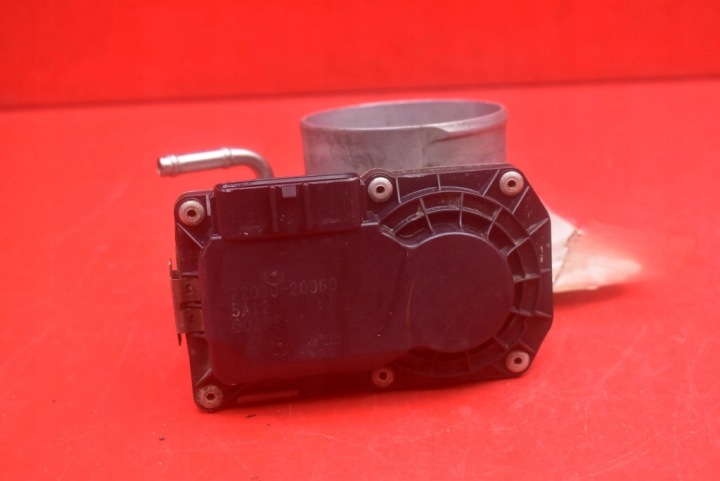 PAPILLON DES GAZ 22030-20060 LEXUS ES 330 4 IV XV30 3.3 V6 228 KM LIFT 03-06