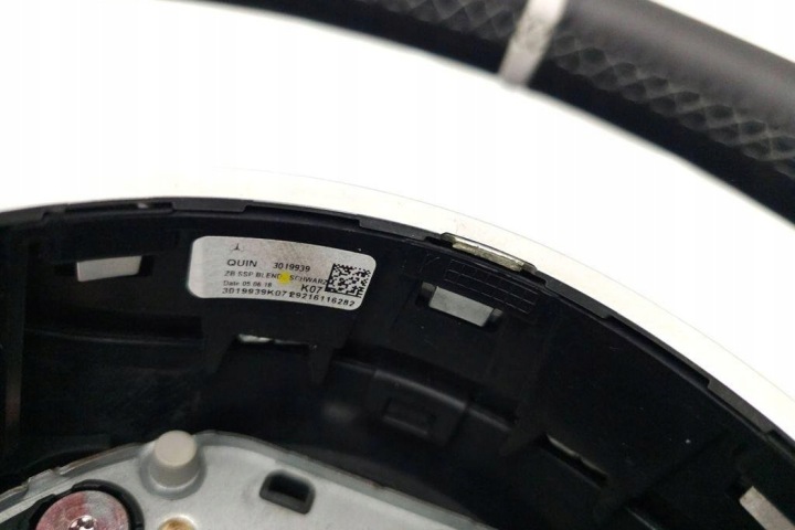 VOLANT MERCEDES-BENZ E (W213) A0004608613 3.98L GASOLINE 420KW 2019