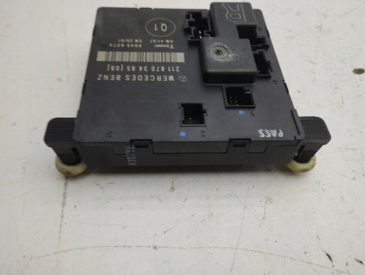 MERCEDES-BENZ E W211 2008 MODULE PORTES 2118703485
