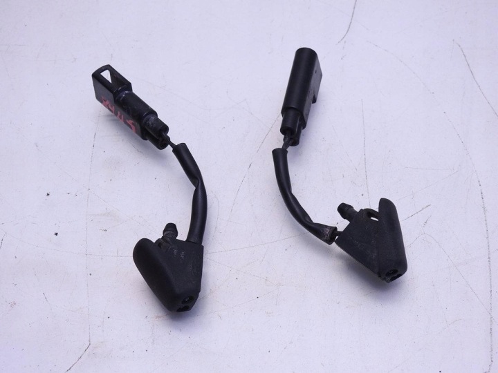 BUSE LAVE-GLACE PARE-BRISE FORD S-MAX MK1 XS41-17666-A
