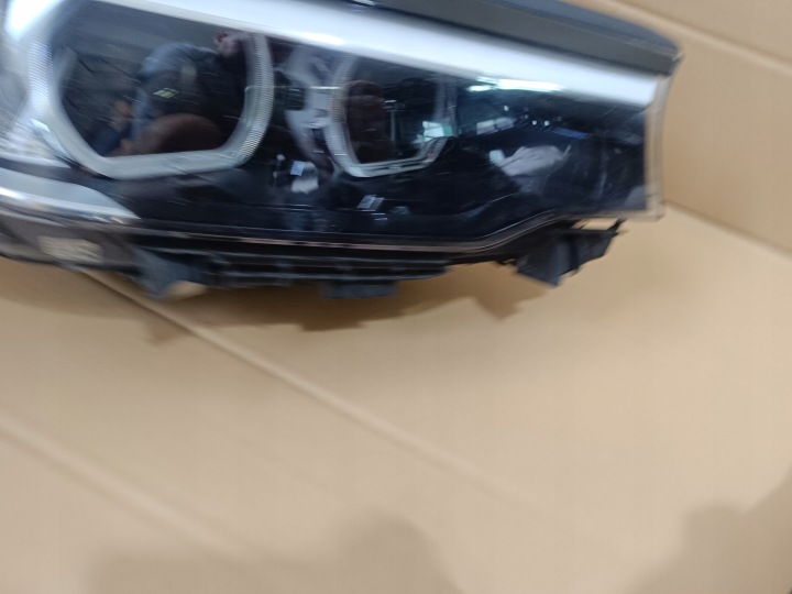 PHARE DROITE AVANT AVANT BMW G30 LED 8499112 COMPLÈTE