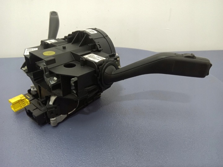SEAT ALTEA I COMMUTATEUR COMPOSITE MANETTES BANDE CONTACTEUR D'ALLUMAGE 1K0953503H