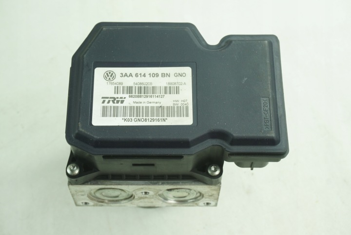 POMPE ABS VW PASSAT CC B7 3AA614109BN