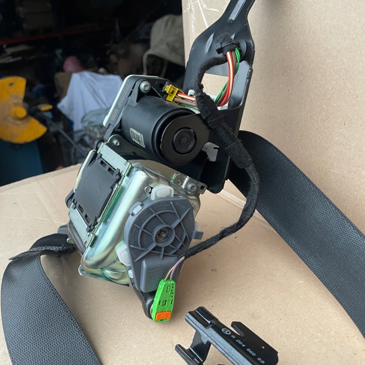 MERCEDES C W204 CEINTURE DE SÉCURITÉ DROIT AVANT AVANT LIFT 2048602485