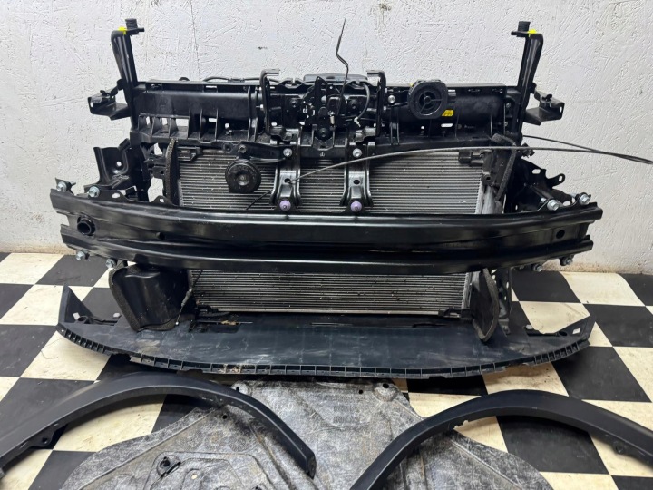 AVANT CAPOT AILE PANNEAU AVANT PHARE YARIS CROSS KROSS 2021-2025 209 1.5 H