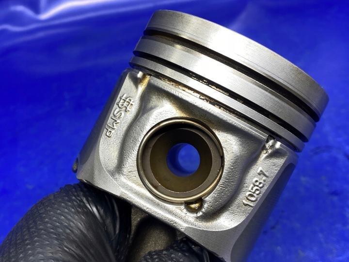 PISTON BIELLE OPEL VIVARO RENAULT TRAFIC 2.0 DCI M9RE780 1058.7
