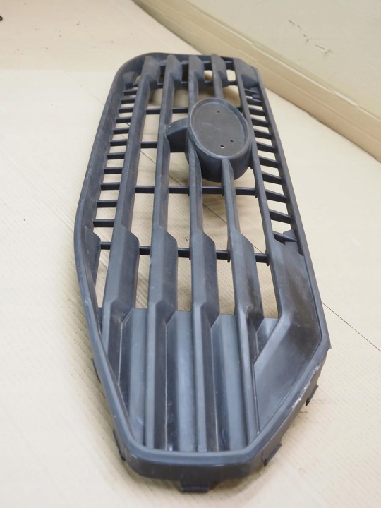 GRILLE FORD TRANSIT CUSTOM MK2 24- PZ31-17B968-A