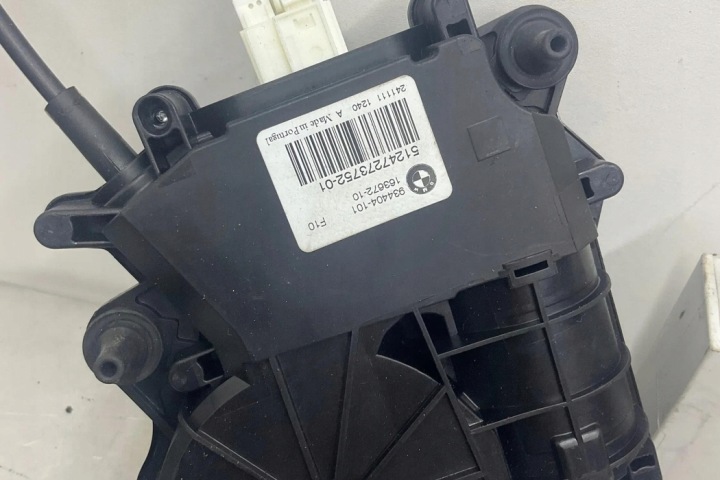 POMPE HYDRAULIQUE BMW 5 (F10) 7317512 4.4L GASOLINE 300KW 2013