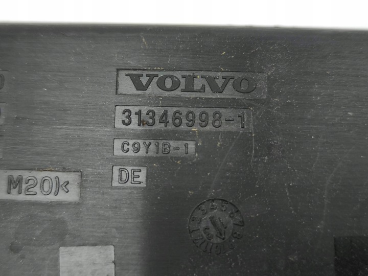VOLVO S60 2012 BOÎTES FUSIBLES
