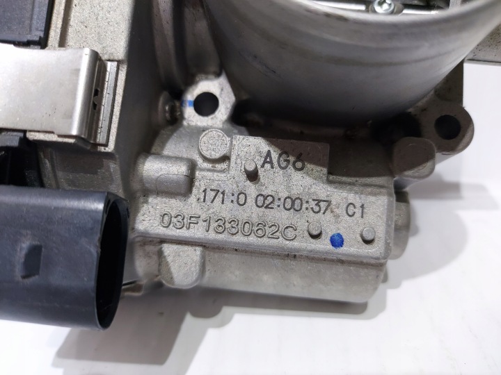 VOLKSWAGEN OE 03F133062C CARROSSERIE PAPILLON DES GAZ