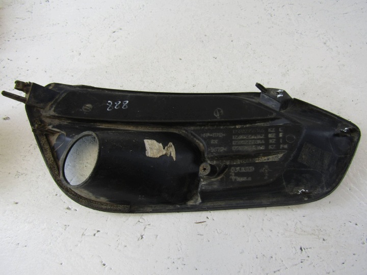 IVECO DAILY GRILLE PARE-CHOCS GAUCHE AVANT 19R- 105802356346KZ