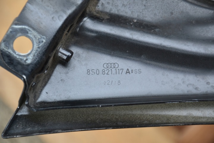 AUDI TT S-LINE 14- AILE GAUCHE AVANT 8S0821117A ORIGINAL