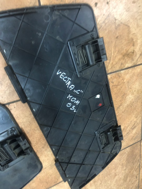 BOÎTE À GANTS ARRIÈRE VECTRA C 2.2DTI 03R.KOMBI