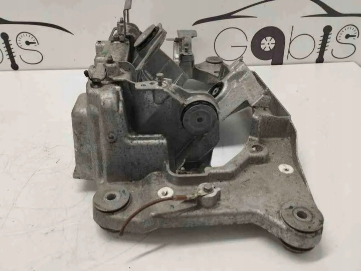 POIGNÉE SUPPORTS COMPRESSEUR CLIMATISATION BMW I4 (G26) 5A075D6 ÉLECTRIQUE 250KW