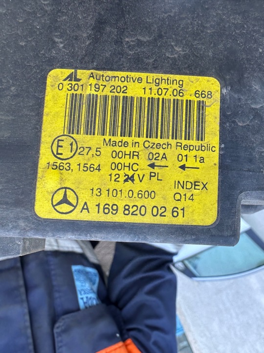 MERCEDES A CLASSE W169 PROJECTEUR PHARE DROITE EUROPÉENNE ORIGINAL