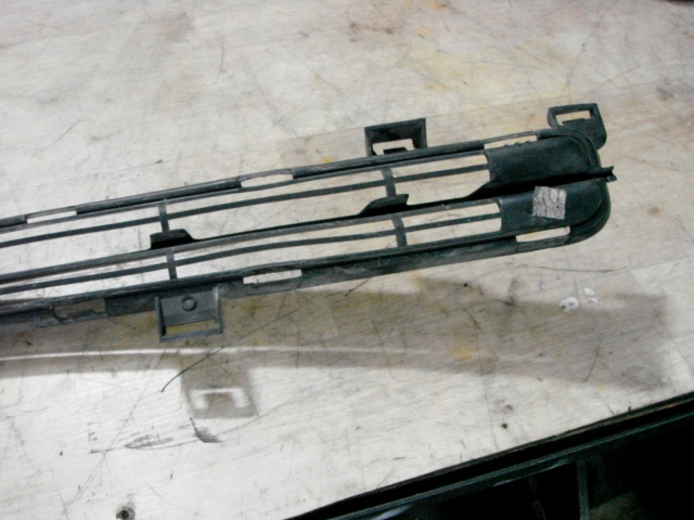 GRILLE C4 GRAND PICASSO 2.0 HDI 2008 9654195277