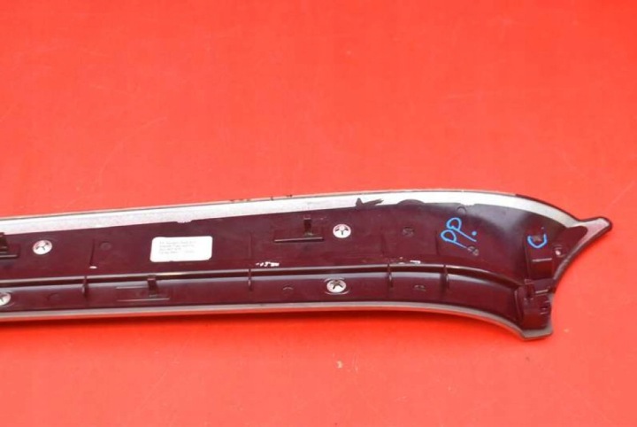 MOULURE DÉCOR FLANC DROIT AVANT 4E0867410 AUDI A8 D3 LIFT 05-07