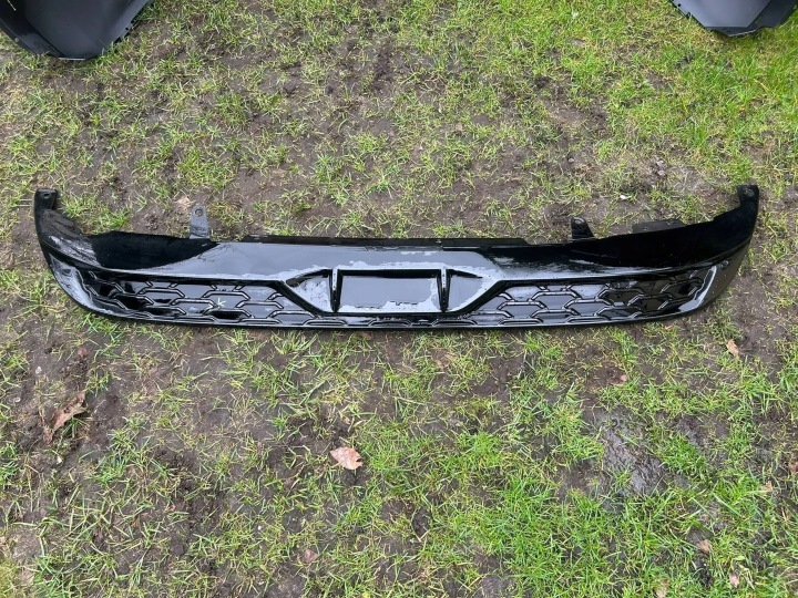 DOUBLURE PARE-CHOCS ARRIÈRE TOYOTA COROLLA GR UNIVERSEL LIFT
