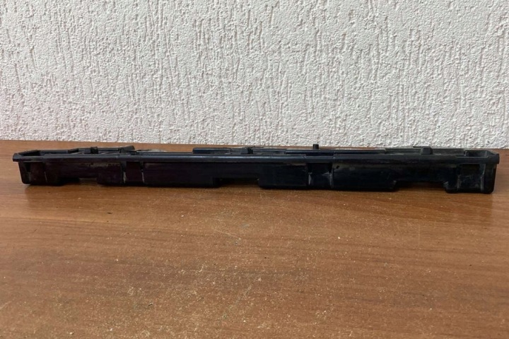FIXATION SEUIL BMW 1 (F20) 51777240916 DIESEL 2013