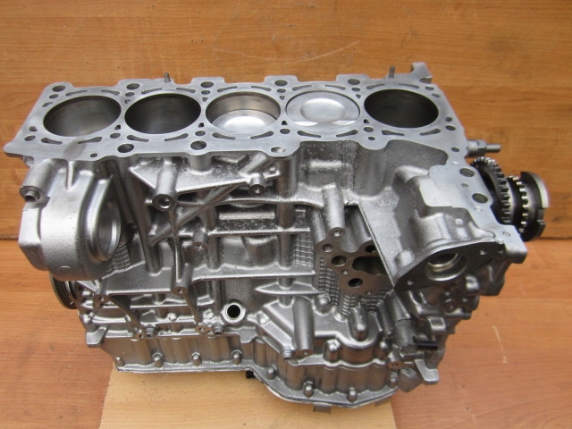 VW AUDI Q3 RS3 RSQ3 2.5 TFSI DNW DNWA DAZ DAZA KOLO DISTRIBUTION 07K105244AA