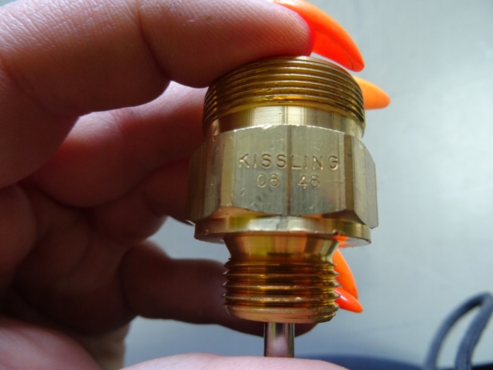 CAPTEUR FEUX MARCHE ARRIÈRE MERCEDES A0015455709 OEM