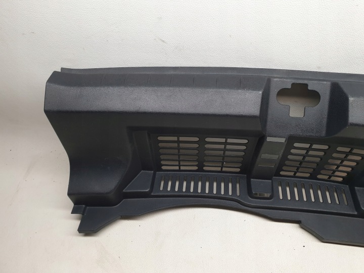 SEAT IBIZA IV 6J 09-17 PROTECTION CALANDRE SUR PANNEAU ARRIÈRE ARRIÈRE 6J4863459F