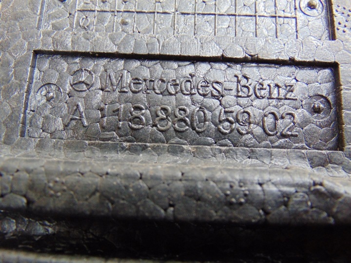 AMORTISSEUR PARE-CHOCS AVANT MERCEDES W118 A1188805902