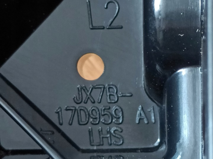 FORD FOCUS 18- GLISSIÈRE FIXATION PARE-CHOCS GAUCHE AVANT JX7B-17D959-A1E