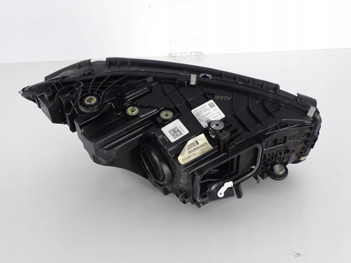PHARE AVANT AVANT GAUCHE MERCEDES C-KLASA 206 W206 A206