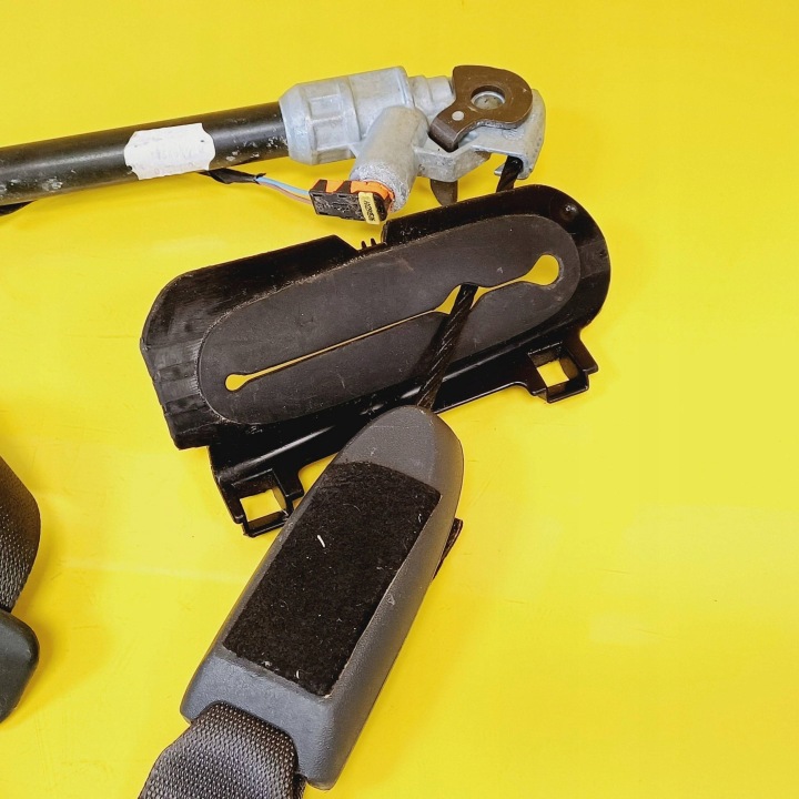 CEINTURE DE SÉCURITÉ DROIT AVANT RENAULT SCENIC GRAND II 041083 NR79