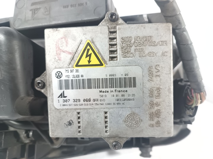 VW SHARAN 1 RESTYLAGE PROJECTEUR PHARE DROITE AVANT XÉNON OE 7M3941015