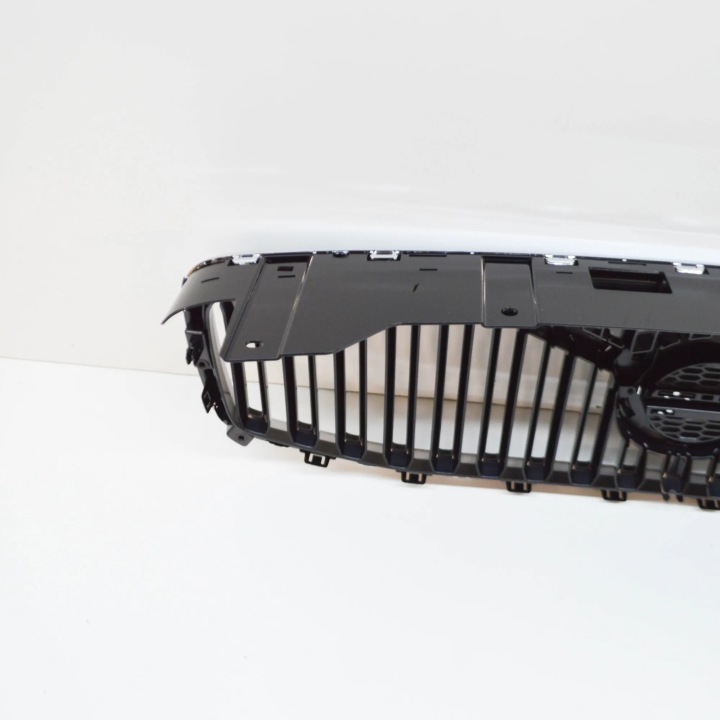 VOLVO XC60 II 246 CALANDRE RADIATEUR 31425533 32368149 ORIGINALE
