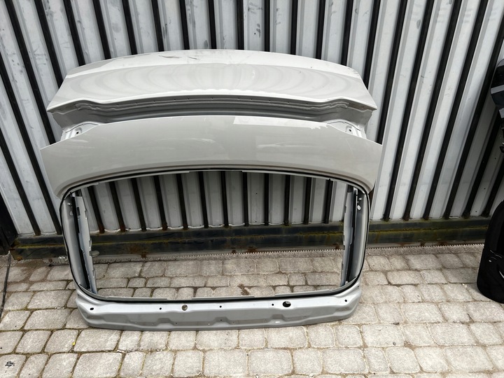 MACAN II FACELIFT BOOTLID photo 1 - milautoparts-fr.ukrlive.com