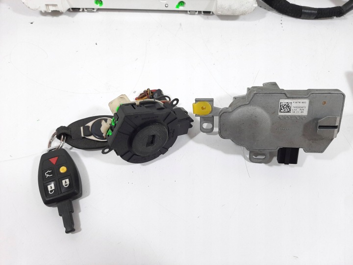 VOLVO V50 1.6D 06R CONTRÔLEUR MOTEUR KIT BOSCH 0281011775 4N51-12A650-BA