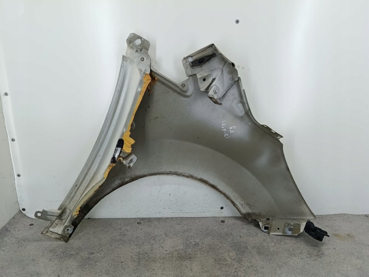 AILE GAUCHE AVANT FORD KA II F9